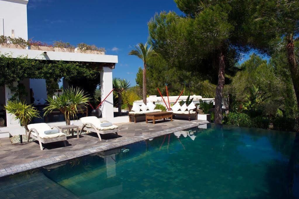Agroturismo Atzaro Santa Eularia des Riu Bagian luar foto