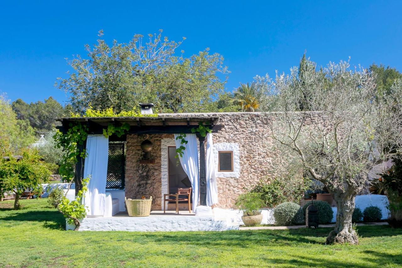 Agroturismo Atzaro Santa Eularia des Riu Bagian luar foto
